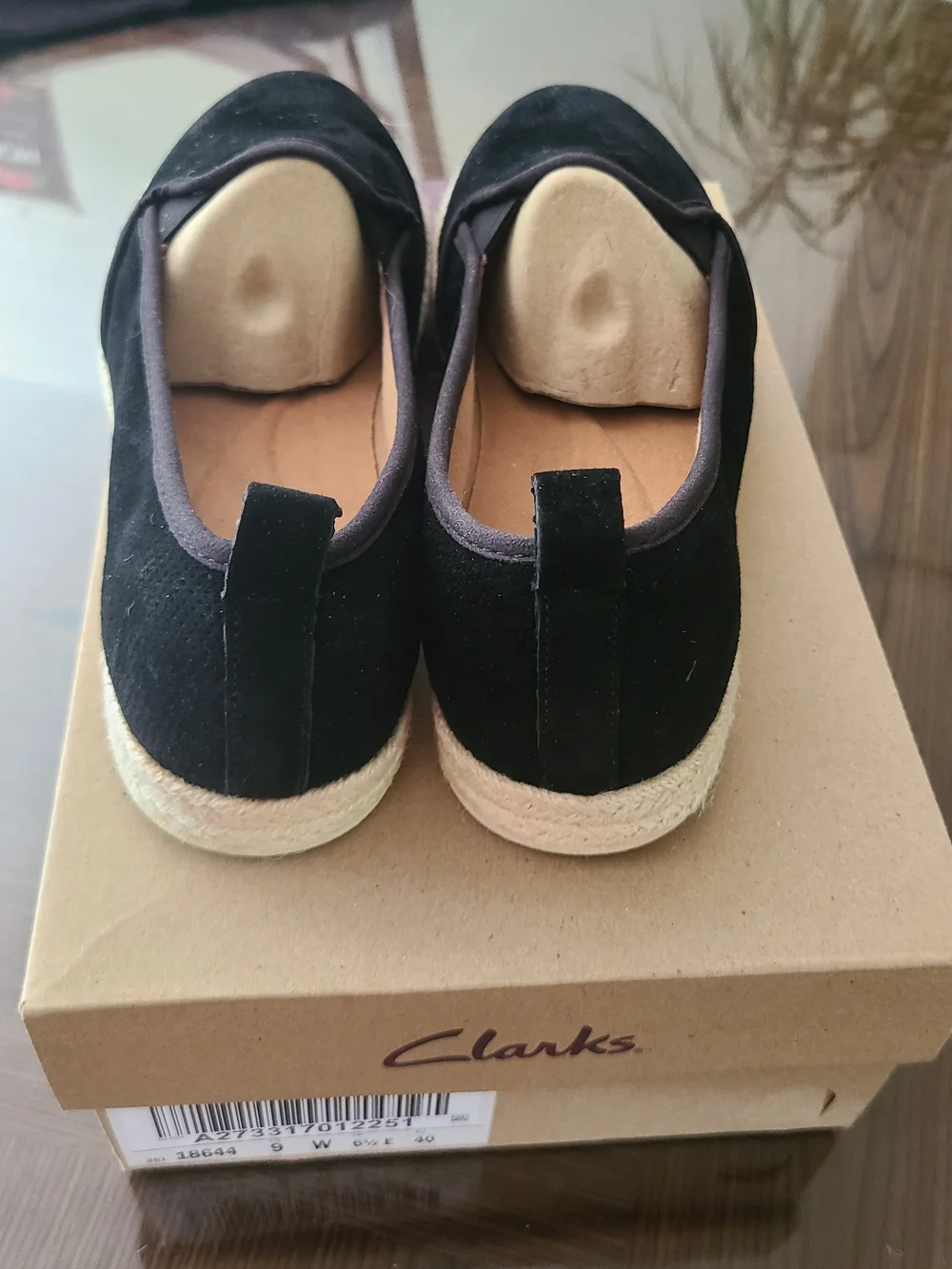 Clarks Azella Major Black Suede Womens 9W Espadrille Slip-Ons Shoes NIB